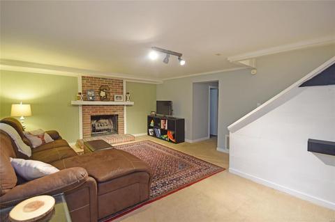 252 Village Creek Dr, Ballwin, MO 63021 photo 23