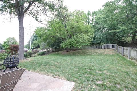 2504 Maple Crossing Dr, Wildwood, MO 63011 photo 2