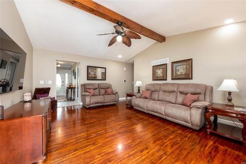 106 Cedar Ridge Ct, Weldon Spring, MO 63304 photo 3