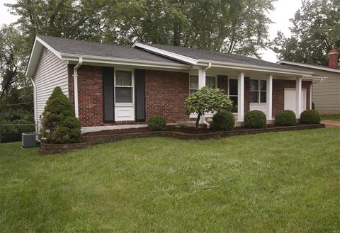 708 La Bonne Pkwy, Manchester, MO 63021 photo 4