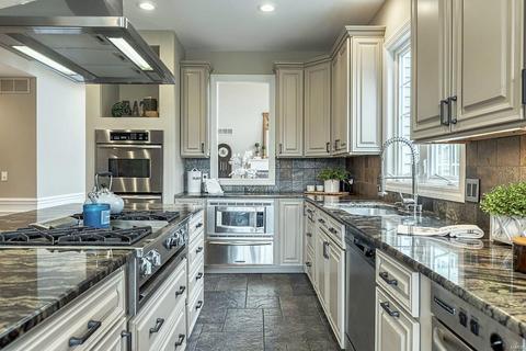 680 Killary Down, Weldon Spring, MO 63304 photo 16