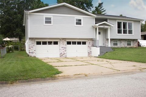 4135 Bridgehampton Dr, Saint Charles, MO 63304 photo 2