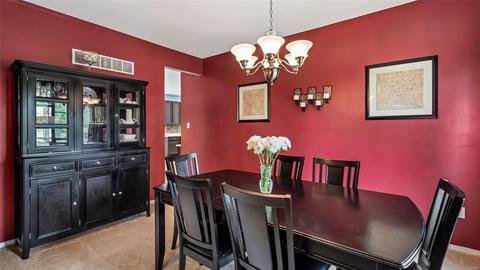 25 Fairwoods Ct, O'fallon, MO 63368 photo 9
