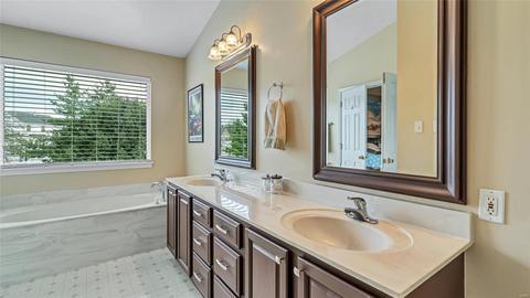 25 Fairwoods Ct, O'fallon, MO 63368 photo 32