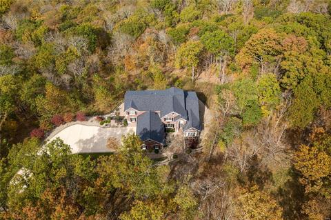 1511 Palisades Dr, Wildwood, MO 63021 photo 2