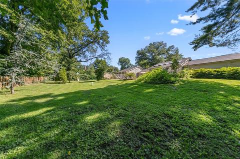 2 Lynnbrook Rd, Saint Louis, MO 63131 photo 12