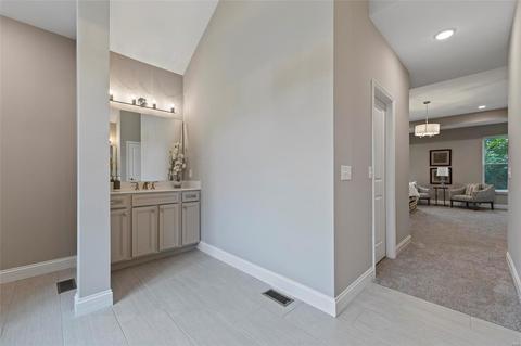 620 Nancy Place Dr, Ballwin, MO 63021 photo 27