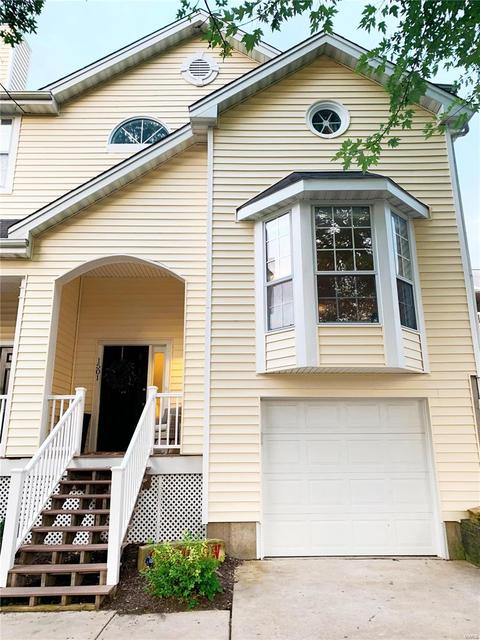 1501 Whispering Crk, Ballwin, MO 63021 photo 1