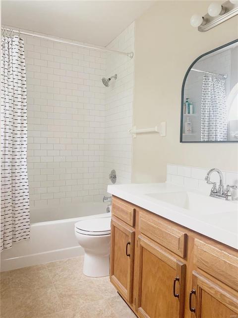 1501 Whispering Crk, Ballwin, MO 63021 photo 16