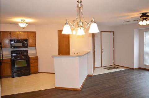 1104 Highland Oaks Ct #A, Ballwin, MO 63021 photo 5