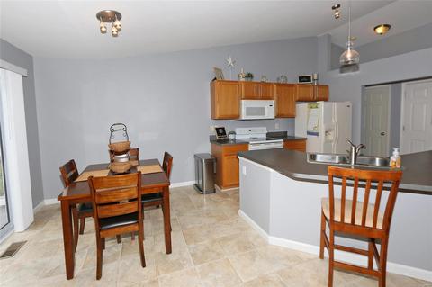 105 Rightfield Dr, O'fallon, MO 63366 photo 10