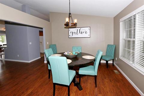 105 Rightfield Dr, O'fallon, MO 63366 photo 4