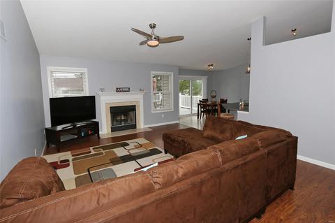 105 Rightfield Dr, O'fallon, MO 63366 photo 7