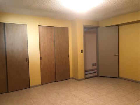 988 Barbizon, Manchester, MO 63021 photo 13