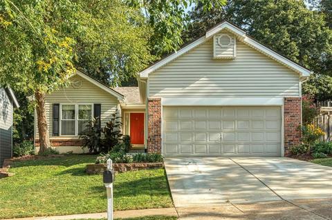 715 Ginger Wood Ct, Ballwin, MO 63021 photo 1