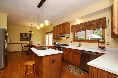 203 Cobblefield Ct, Wildwood, MO 63011 photo 9