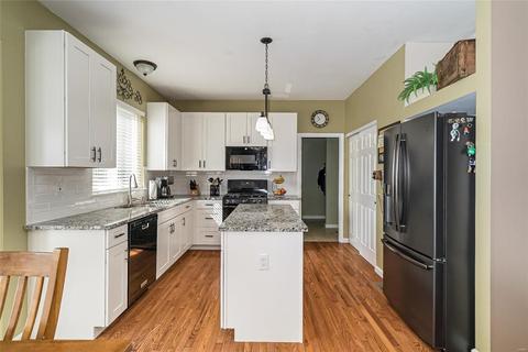 8009 Knights Xing, O'fallon, MO 63368 photo 5