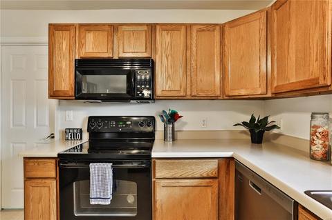 1044 Johanna Dr, Ballwin, MO 63021 photo 13