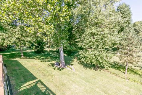 265 White Tree Ln, Ballwin, MO 63011 photo 3