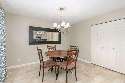 265 White Tree Ln, Ballwin, MO 63011 photo 15