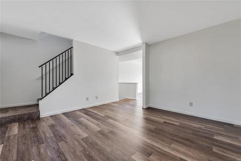 135 Shadalane, Ballwin, MO 63011 photo 2