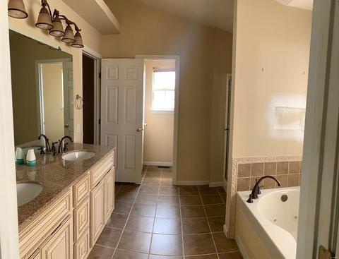 40 Bay Hill Dr, St Peters, MO 63366 photo 13
