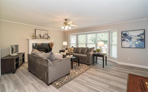 411 Valley Mnr, Ballwin, MO 63021 photo 9