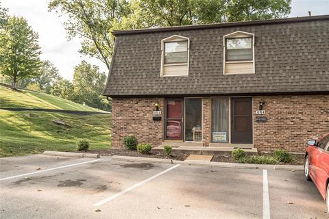 1210 Wicklow Rd #A, Ballwin, MO 63021 photo 1