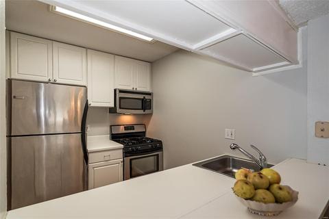 1210 Wicklow Rd #A, Ballwin, MO 63021 photo 5