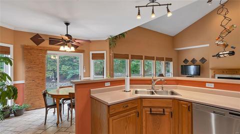 941 Kiefer Trails Dr, Ballwin, MO 63021 photo 21