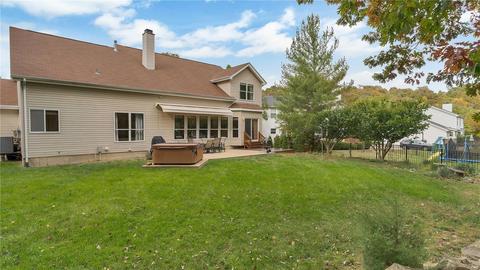 941 Kiefer Trails Dr, Ballwin, MO 63021 photo 8