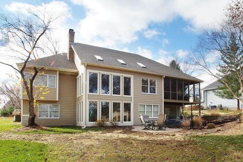 570 Autumn Oaks Dr, Ellisville, MO 63021 photo 2