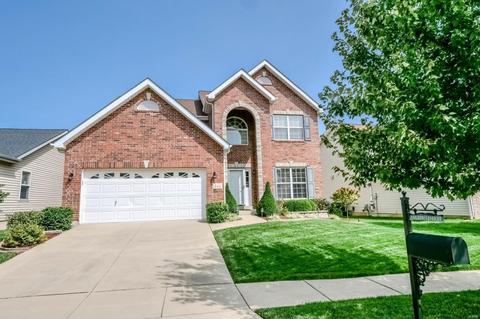 444 Dames Park Dr, O'fallon, MO 63366 photo 2