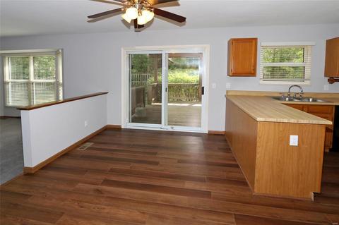 1066 Columbard Dr, Ballwin, MO 63021 photo 11