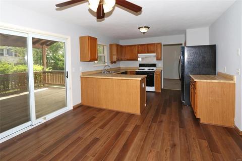 1066 Columbard Dr, Ballwin, MO 63021 photo 7