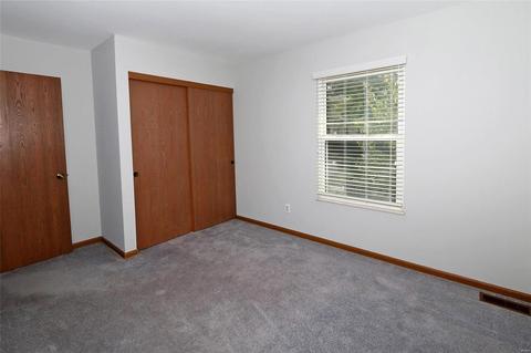 1066 Columbard Dr, Ballwin, MO 63021 photo 22