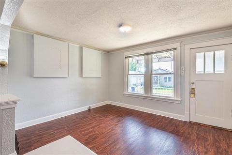 3717 Risch Ave, Saint Louis, MO 63125 photo 5