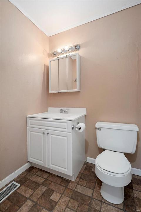 114 Carmel Woods, Ellisville, MO 63021 photo 18