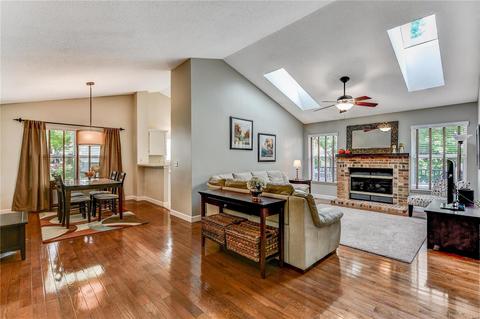 437 Oak Glen Dr, Ballwin, MO 63021 photo 3