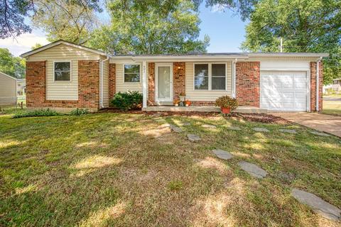 601 Wickford Way, Manchester, MO 63021 photo 1