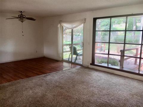 99 S Edward Ct, Eureka, MO 63025 photo 2