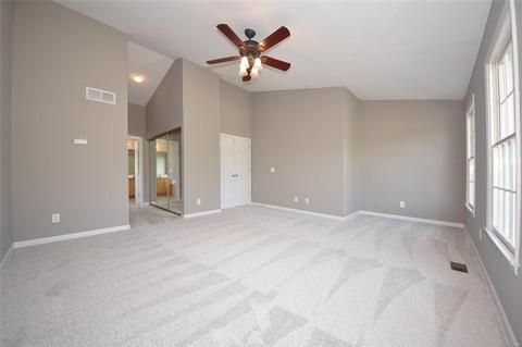 5 Hemingway Ct, Weldon Spring, MO 63304 photo 4