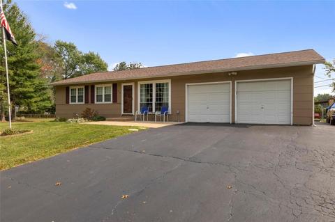 1018 Savoy Ln, Manchester, MO 63011 photo 1