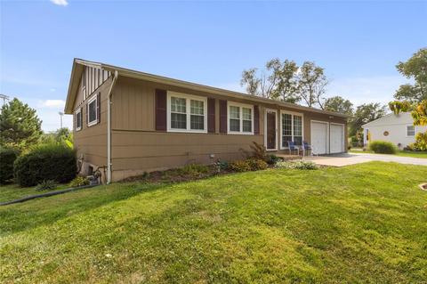 1018 Savoy Ln, Manchester, MO 63011 photo 3