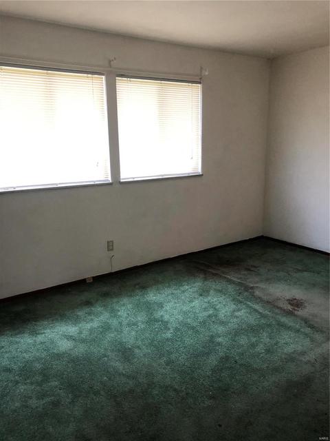 11122 Ebert Dr, Saint Louis, MO 63136 photo 9