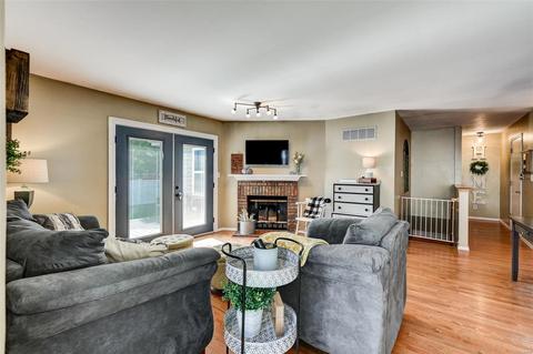 830 Spring Hill Farm Dr, Ballwin, MO 63021 photo 3