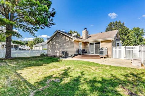 830 Spring Hill Farm Dr, Ballwin, MO 63021 photo 19