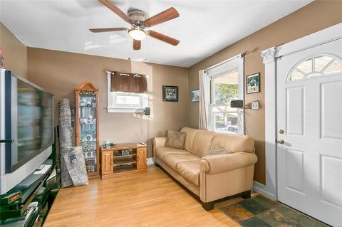 3702 Orient Ave, Saint Louis, MO 63125 photo 4