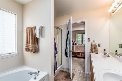 4 Saint Agatha Ct, O'fallon, MO 63366 photo 12