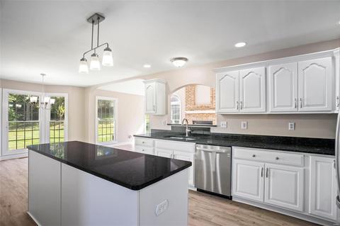 21 Manderly Place Dr, O'fallon, MO 63366 photo 13